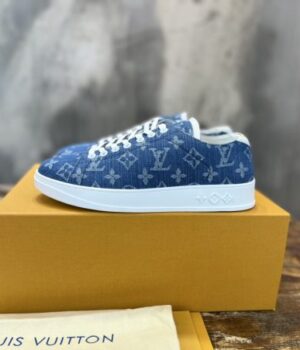 LV SNEAKER