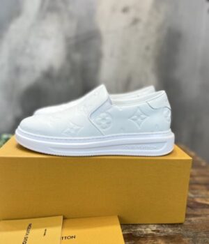 LV SNEAKER
