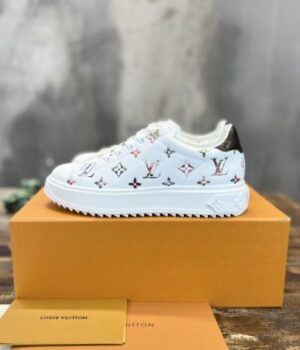 LV SNEAKER