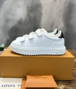 LV SNEAKER