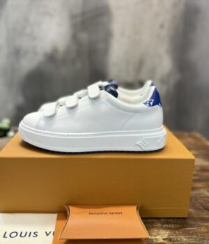 LV SNEAKER