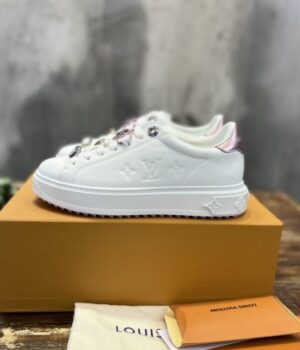 LV SNEAKER