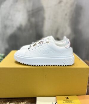 LV SNEAKER