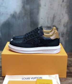 LV SNEAKER