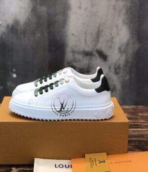 LV SNEAKER