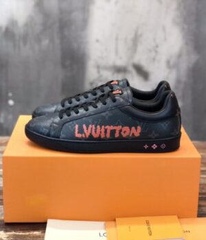 LV SNEAKER