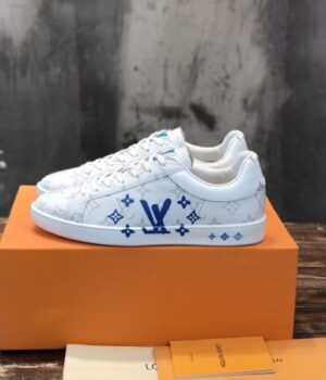 LV SNEAKER