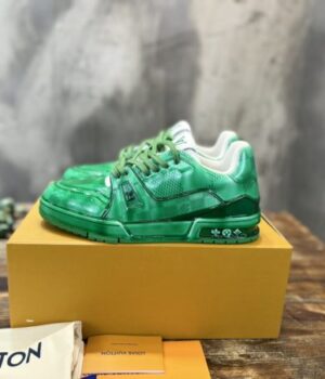 LV SNEAKER