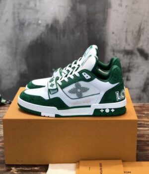 LV SNEAKER