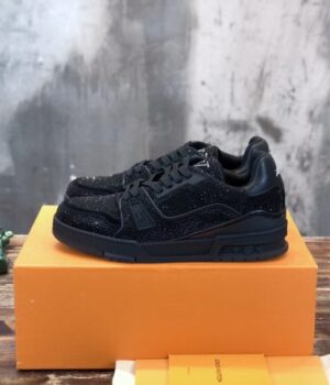 LV SNEAKER