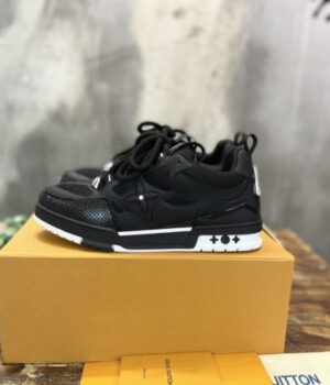 LV SNEAKER
