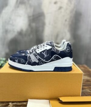 LV SNEAKER