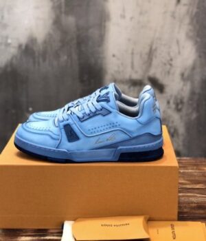 LV SNEAKER