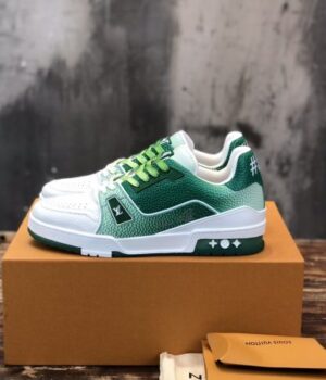 LV SNEAKER