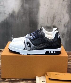 LV SNEAKER