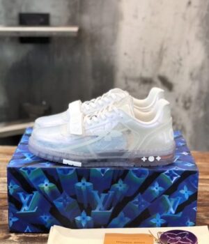 LV SNEAKER