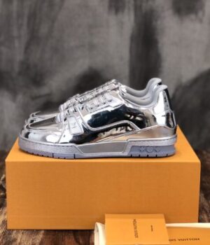 LV SNEAKER