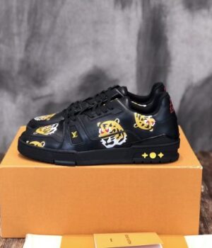 LV SNEAKER