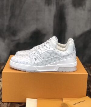 LV SNEAKER