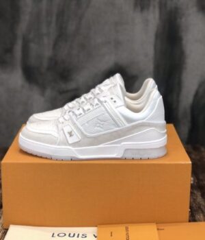 LV SNEAKER
