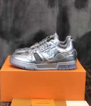 LV SNEAKER