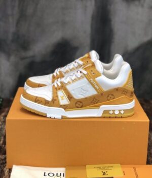 LV SNEAKER
