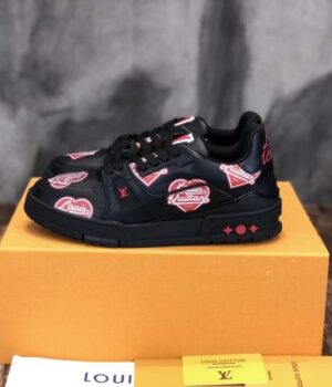 LV SNEAKER