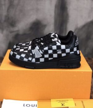 LV SNEAKER