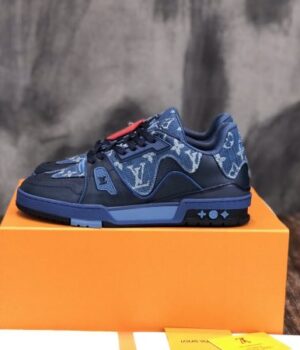 LV SNEAKER