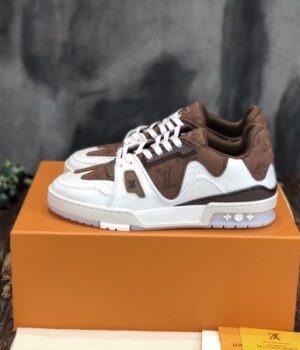 LV SNEAKER