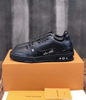 LV SNEAKER