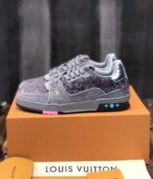 LV SNEAKER