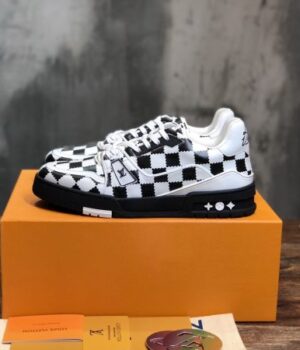 LV SNEAKER