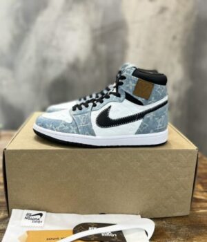 LV SNEAKER