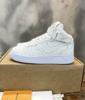 LV SNEAKER