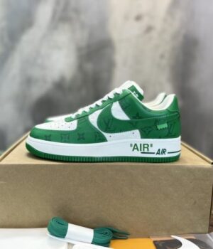 LV SNEAKER