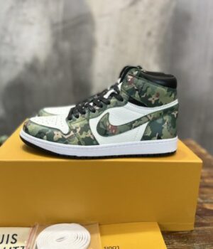LV SNEAKER