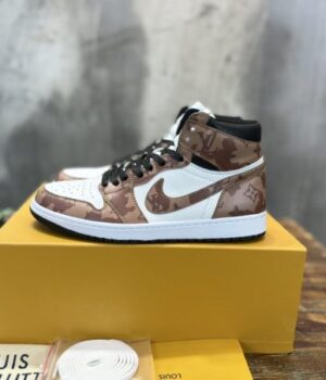 LV SNEAKER
