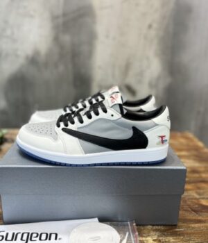 LV SNEAKER