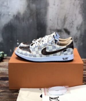 LV SNEAKER