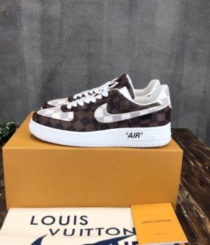 LV SNEAKER