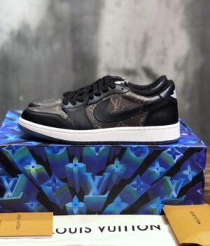 LV SNEAKER