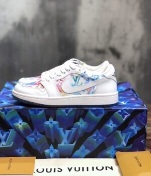 LV SNEAKER