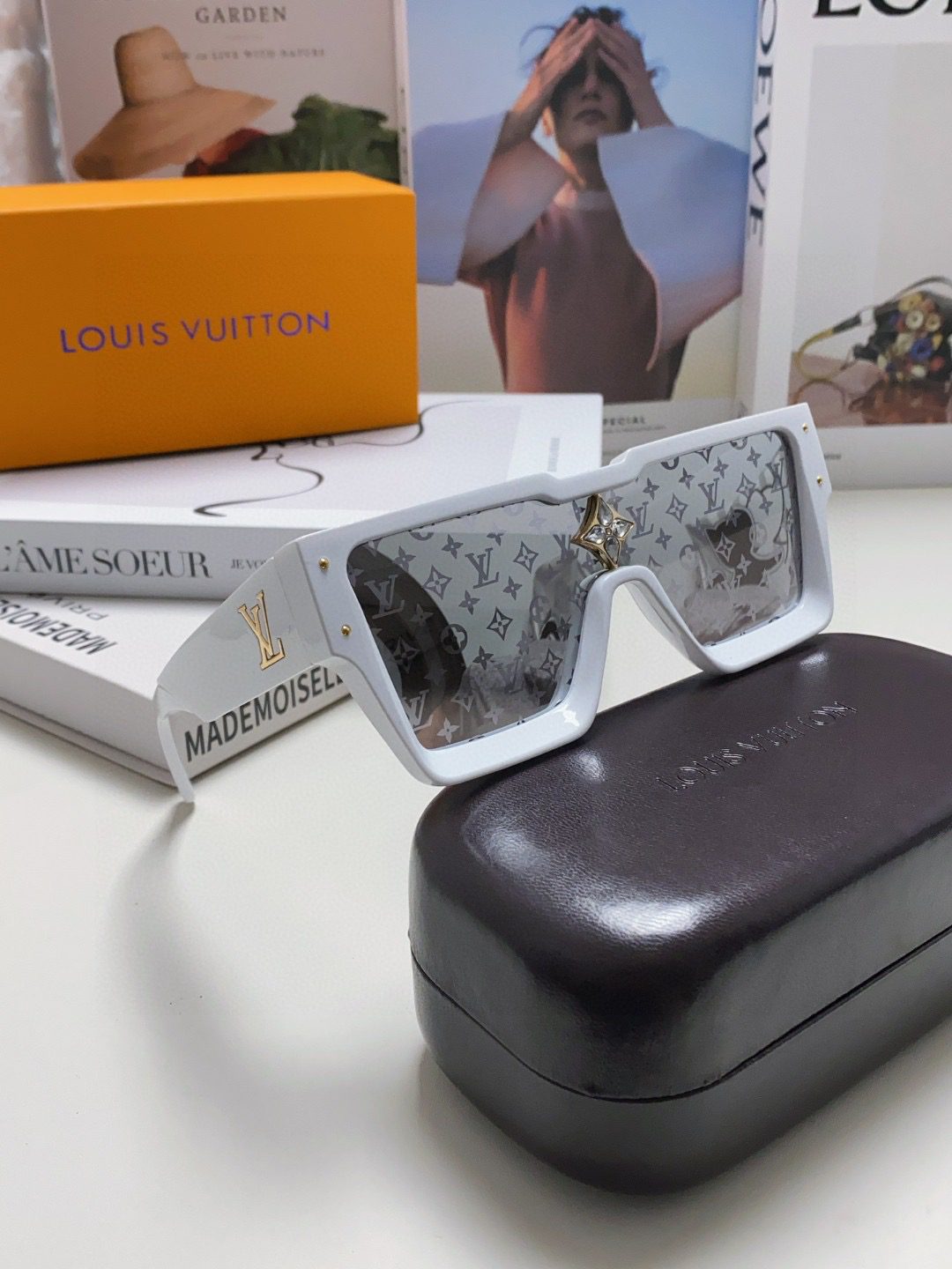 LV SUNGLASSES - Image 7