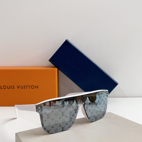 LV SUNGLASSES
