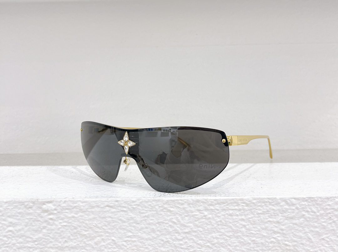 LV SUNGLASSES - Image 3