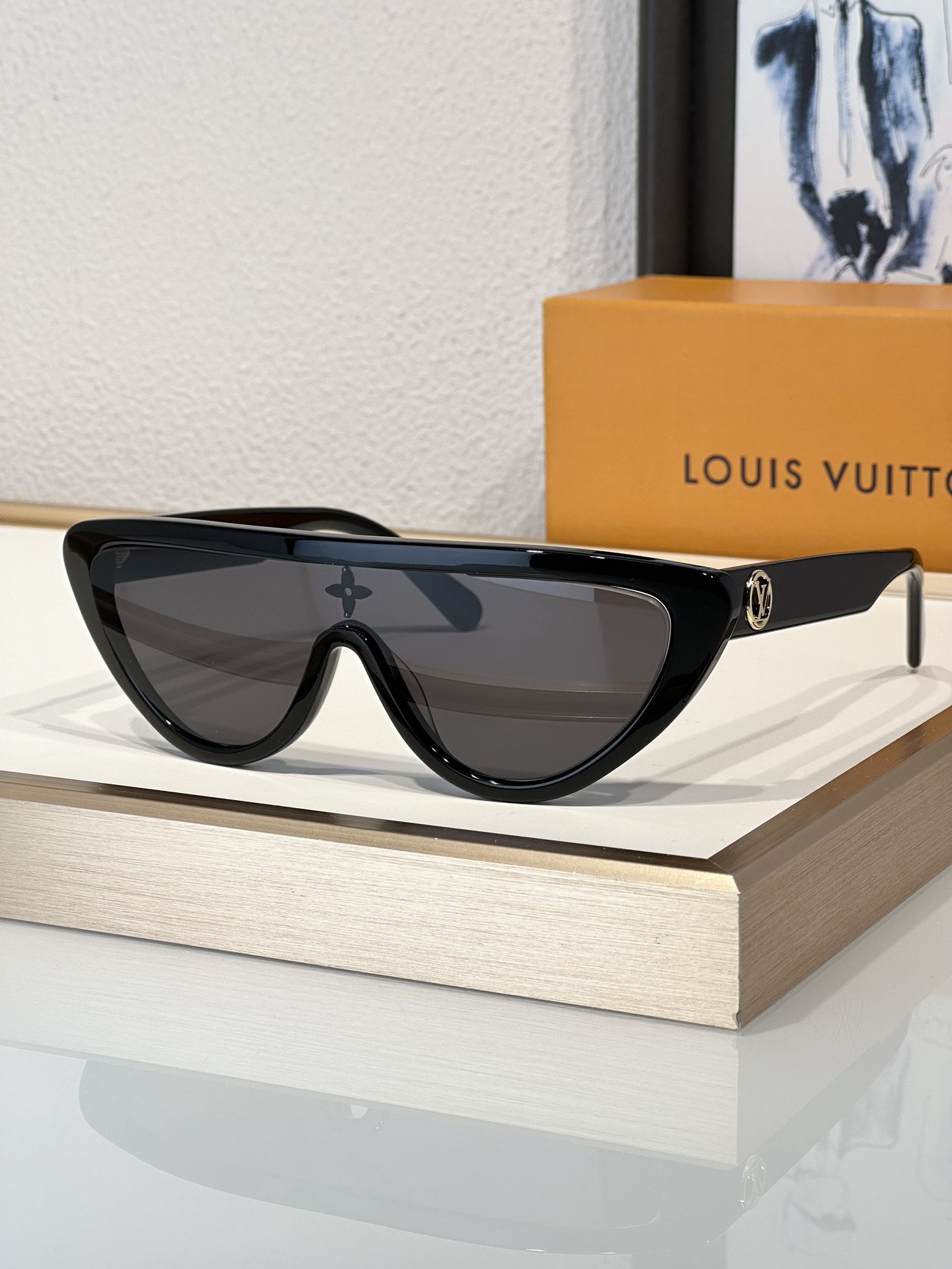 LV SUNGLASSES - Image 2