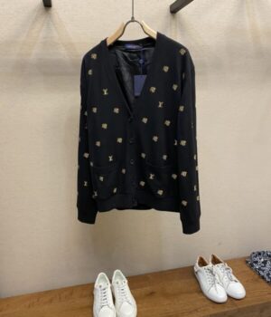 LV SWEATER