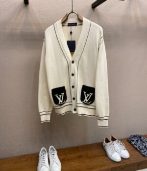 LV SWEATER