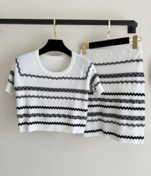 LV TOPS